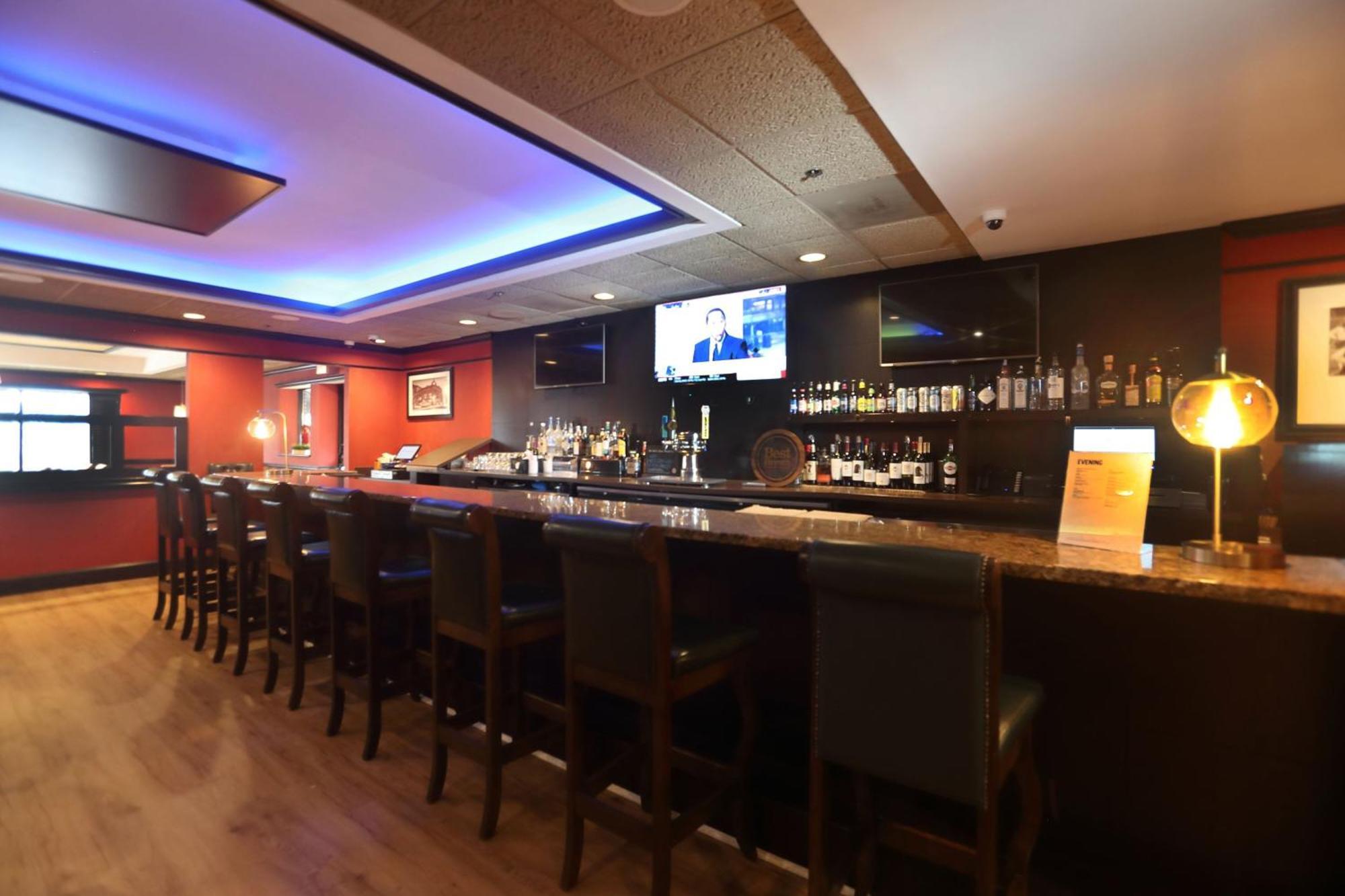 Four Points By Sheraton Wakefield Boston Hotel & Conference Center Extérieur photo