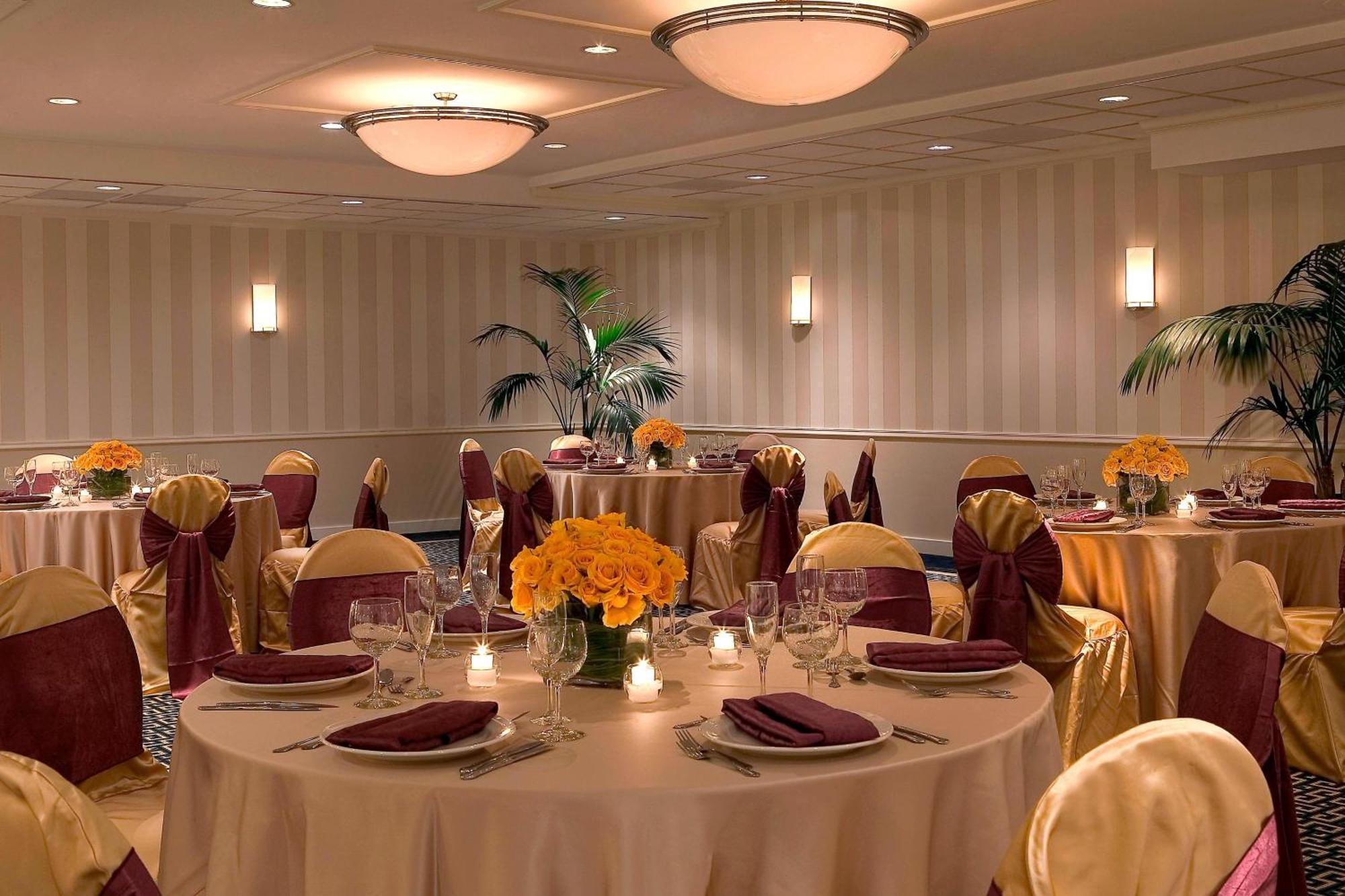 Four Points By Sheraton Wakefield Boston Hotel & Conference Center Extérieur photo